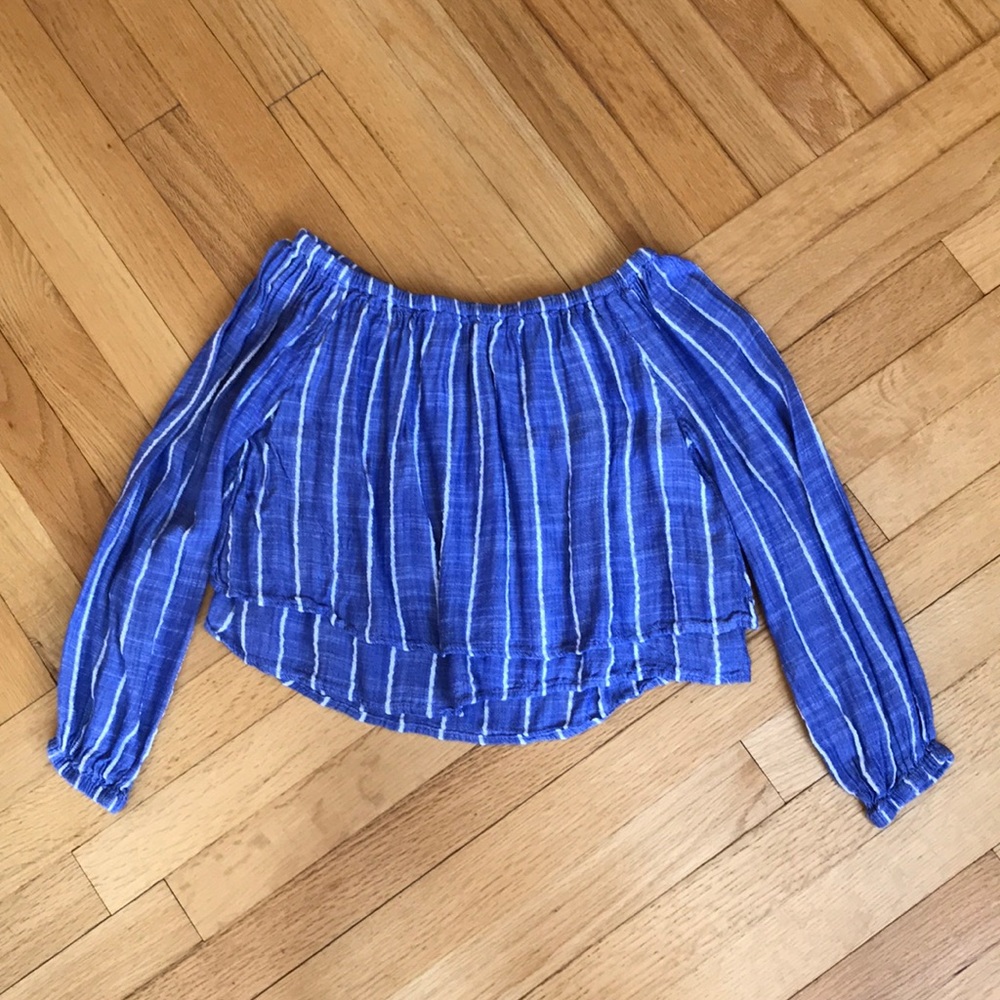 Thread & Supply off the shoulder shirt. size SMALL